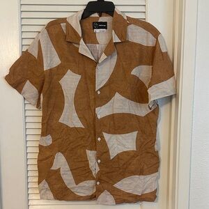 Original Use Brown and White Patterned Shirt